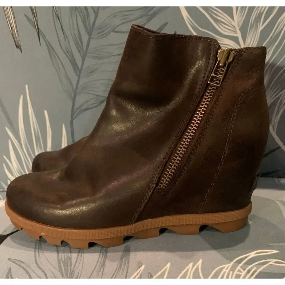 Sorel Joan of Arctic Wedge II Zip Brown Leather Boots sz 8